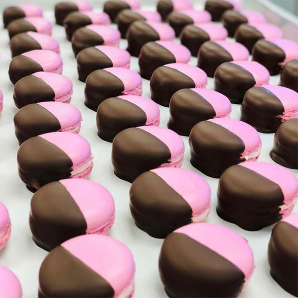 AG MACARONS - CHOCOLATE DIPPED STRAWBERRY 24CT