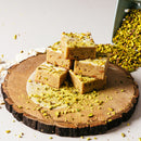 DABOOM - PISTACHIO & WHITE CHOCOLATE BLONDIE 28 PIECES